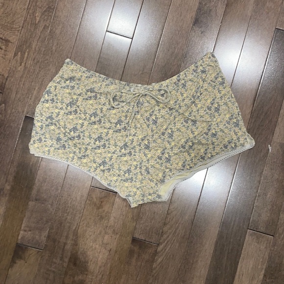 American Eagle Outfitters Pants - American Eagle Shorts